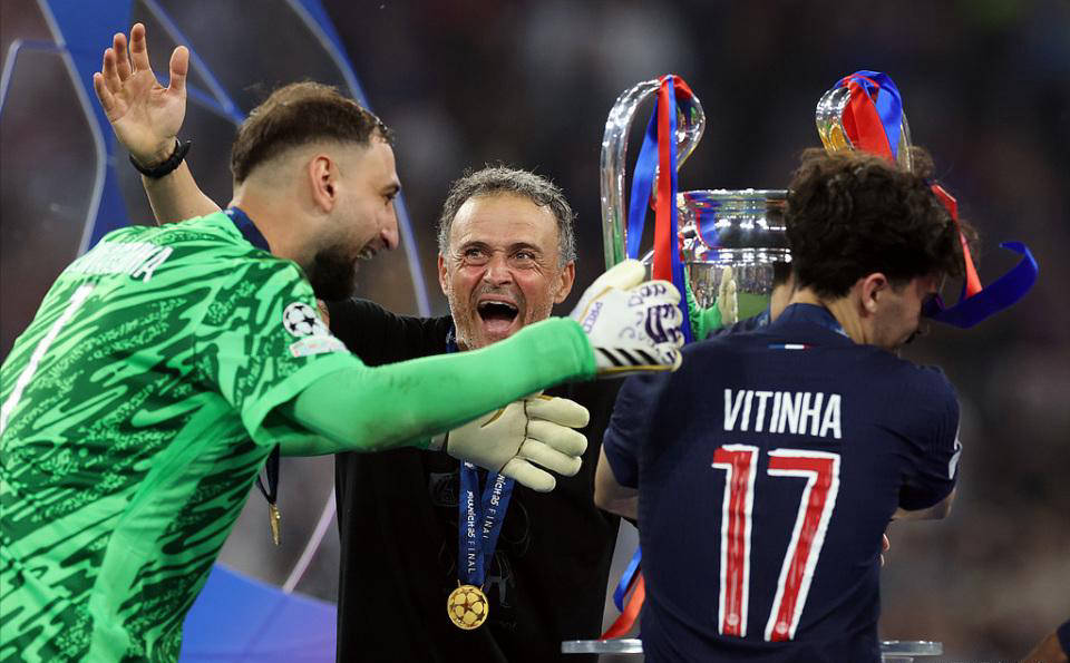 大巴黎新门神钱多多成为曼城牛夫人